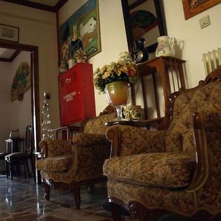 Hotel Bonis Самос Екстериор снимка